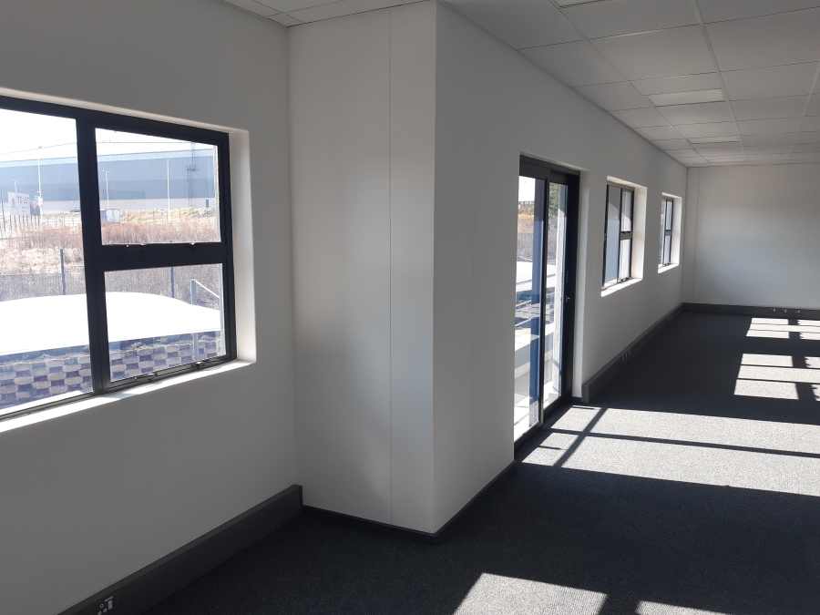 To Let Commercial Property for Rent in Longlake Gauteng