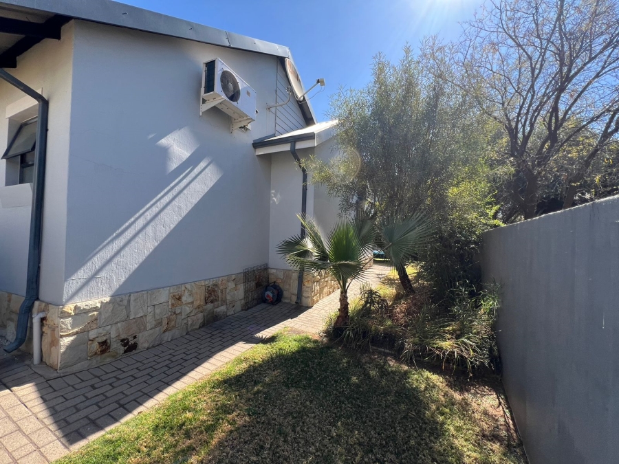 To Let 3 Bedroom Property for Rent in Meyersdal Gauteng
