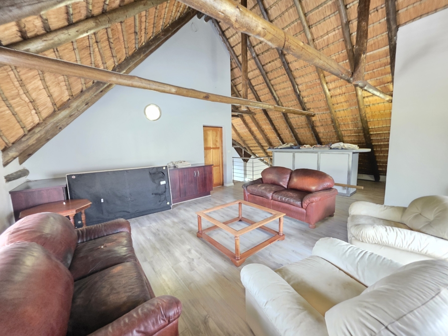 To Let 4 Bedroom Property for Rent in Woodhill Estate Gauteng