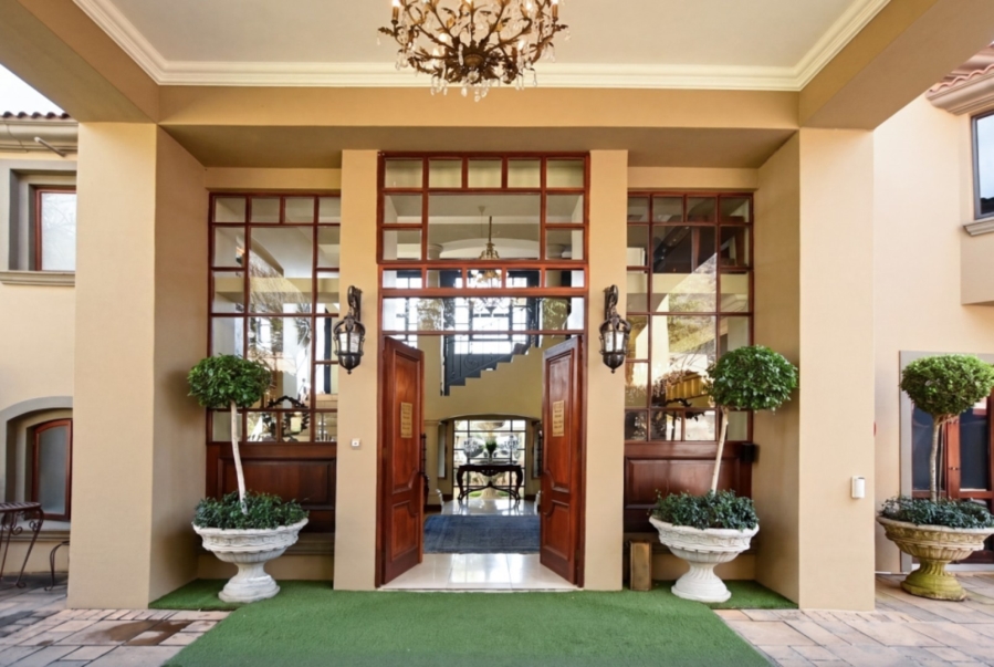 12 Bedroom Property for Sale in Florauna Gauteng