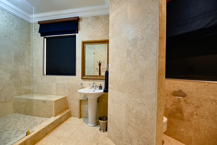 12 Bedroom Property for Sale in Florauna Gauteng