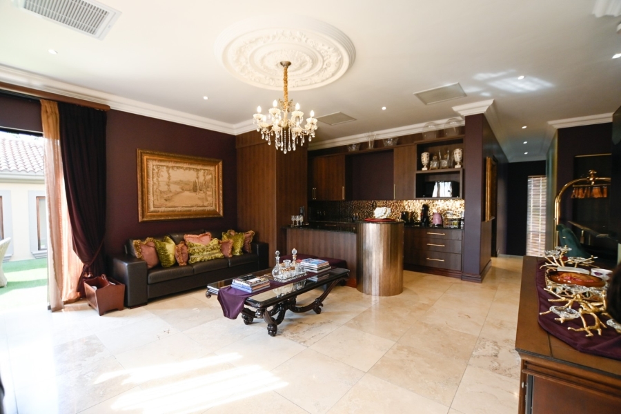 12 Bedroom Property for Sale in Florauna Gauteng