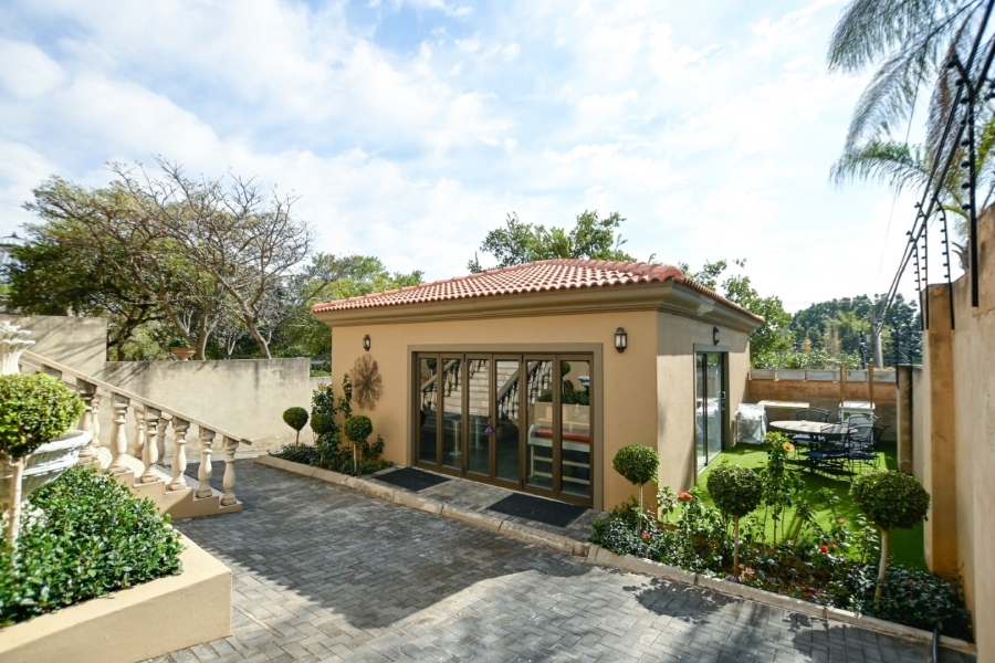 12 Bedroom Property for Sale in Florauna Gauteng