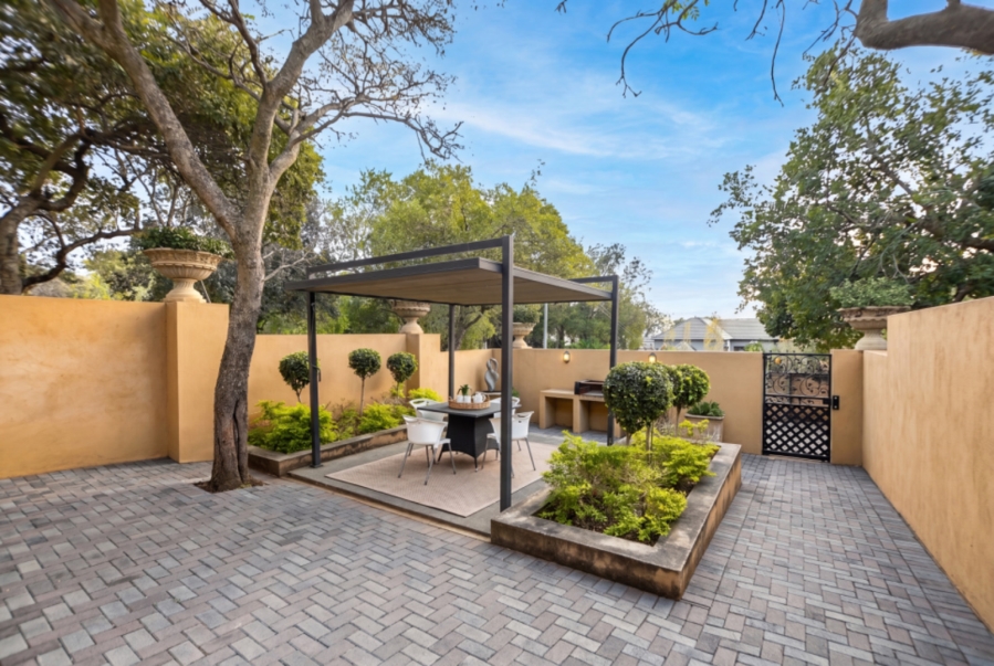 12 Bedroom Property for Sale in Florauna Gauteng