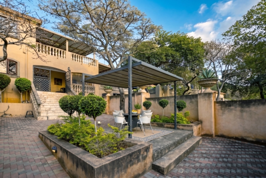 12 Bedroom Property for Sale in Florauna Gauteng