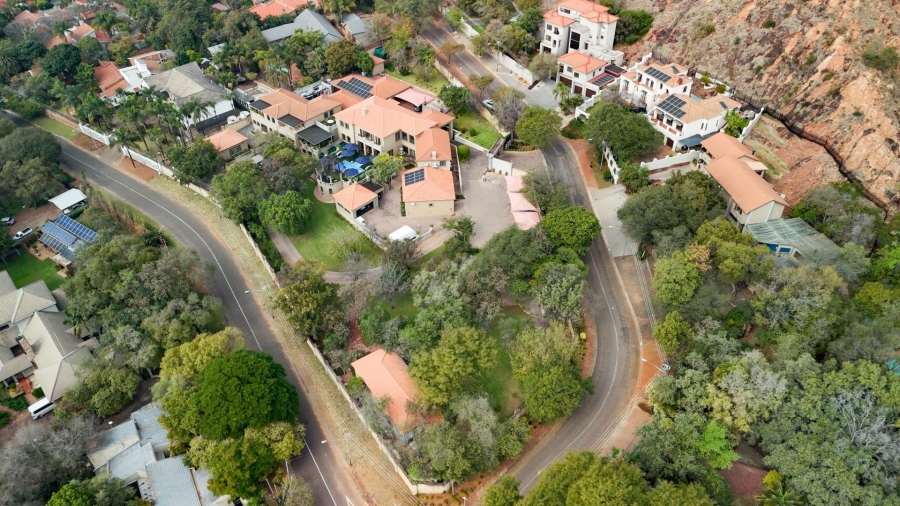 12 Bedroom Property for Sale in Florauna Gauteng