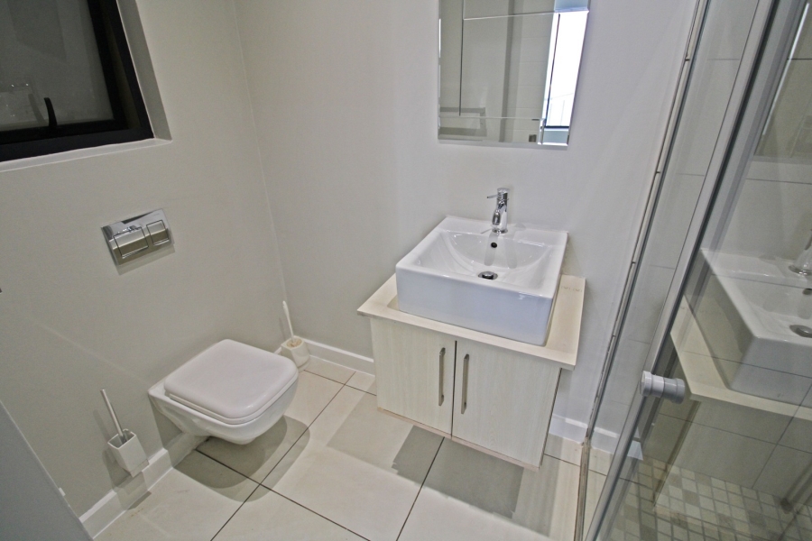 To Let 2 Bedroom Property for Rent in Bryanston Gauteng