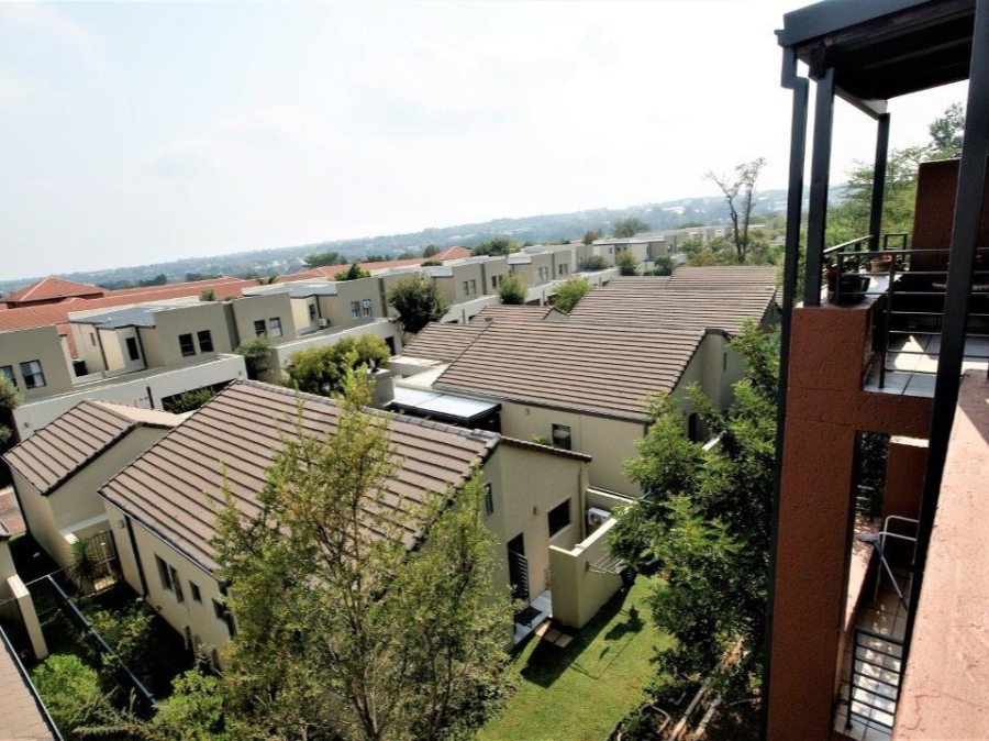 To Let 2 Bedroom Property for Rent in Bryanston Gauteng