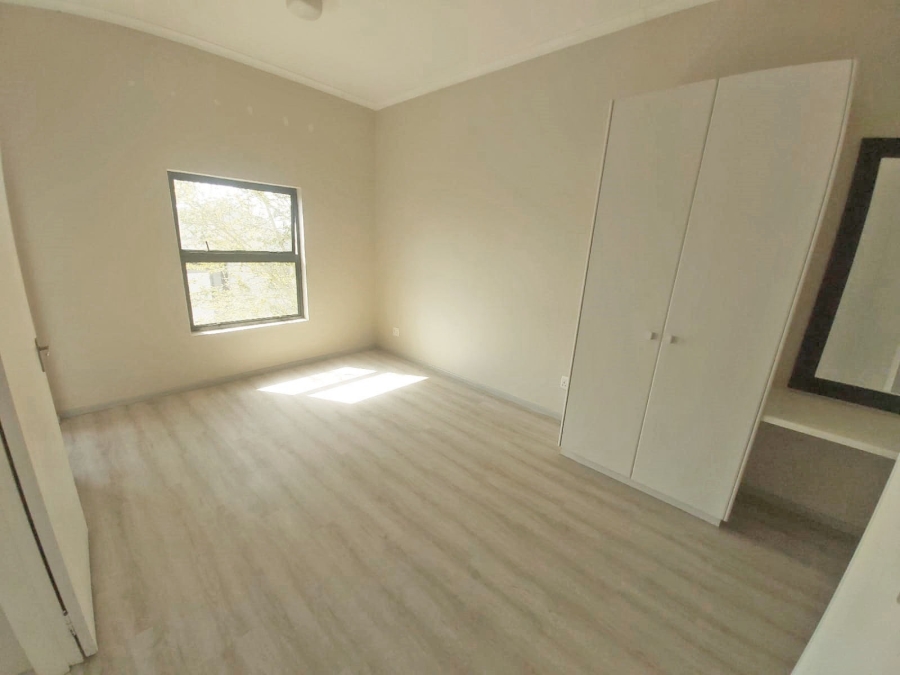 To Let 2 Bedroom Property for Rent in Bryanston Gauteng