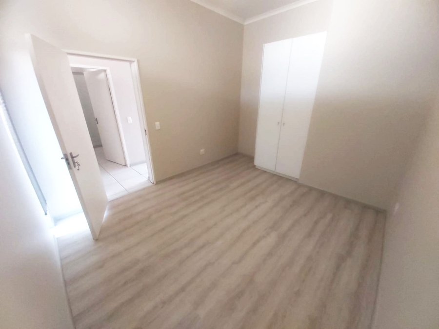 To Let 2 Bedroom Property for Rent in Bryanston Gauteng