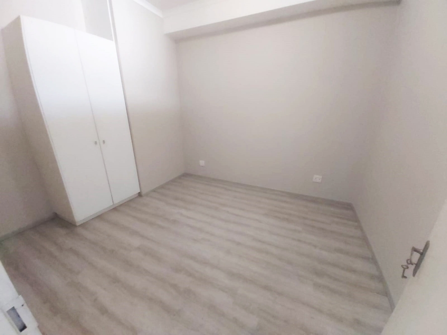 To Let 2 Bedroom Property for Rent in Bryanston Gauteng