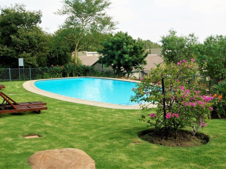 To Let 2 Bedroom Property for Rent in Bryanston Gauteng