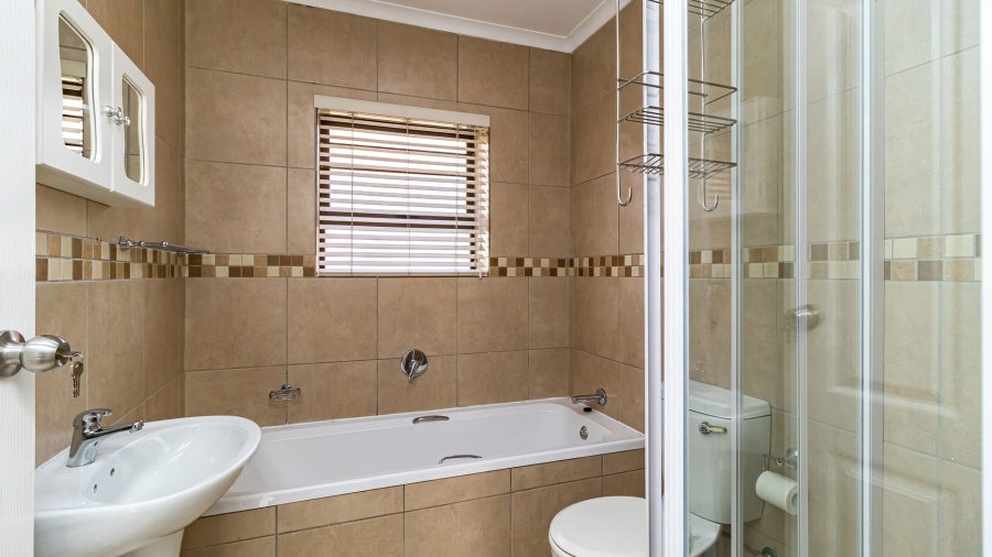 3 Bedroom Property for Sale in Rynfield Gauteng