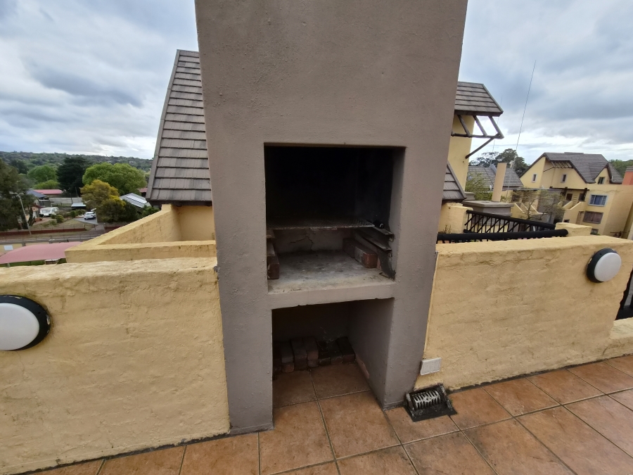 2 Bedroom Property for Sale in Clubview Gauteng