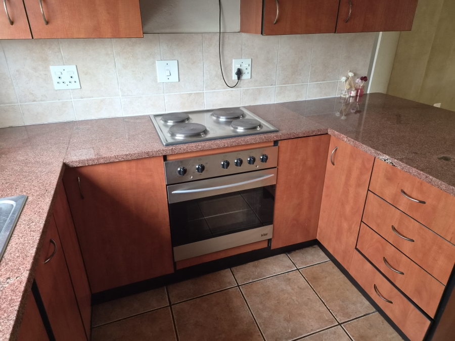 2 Bedroom Property for Sale in Clubview Gauteng