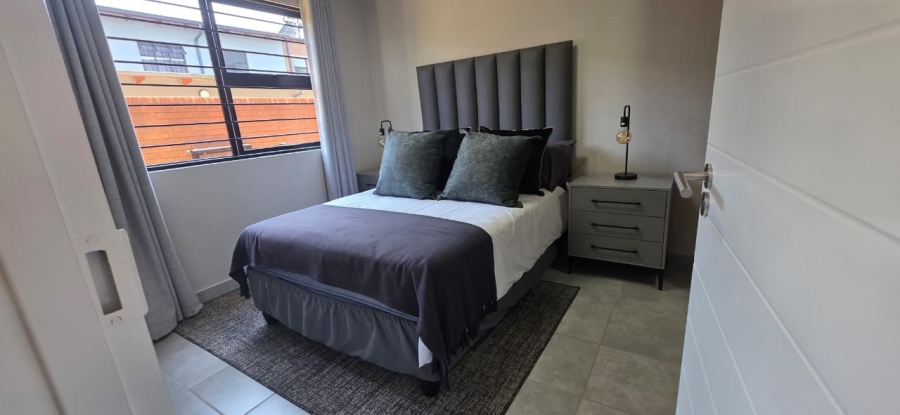To Let 2 Bedroom Property for Rent in Sinoville Gauteng