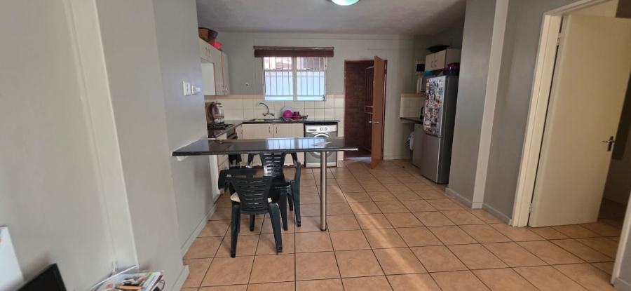 To Let 2 Bedroom Property for Rent in Die Wilgers Gauteng