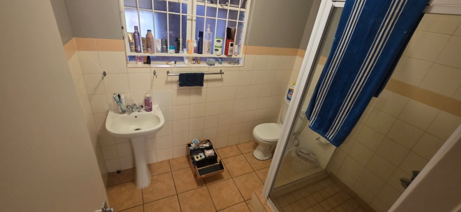 To Let 2 Bedroom Property for Rent in Die Wilgers Gauteng