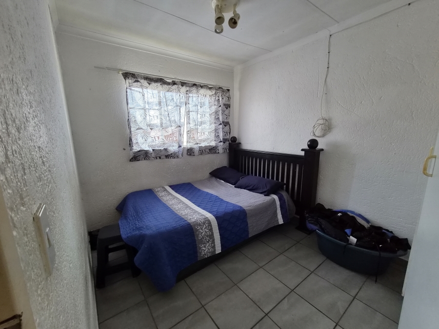 2 Bedroom Property for Sale in Die Hoewes Gauteng