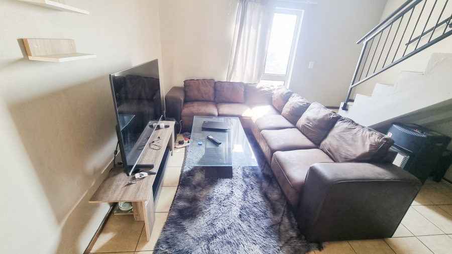 2 Bedroom Property for Sale in Noordwyk Gauteng