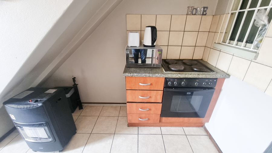 2 Bedroom Property for Sale in Noordwyk Gauteng