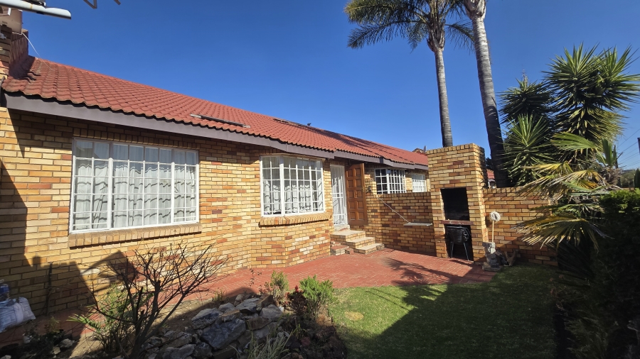 2 Bedroom Property for Sale in Croydon Gauteng