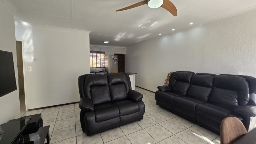 2 Bedroom Property for Sale in Croydon Gauteng