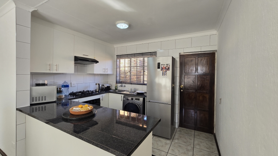2 Bedroom Property for Sale in Croydon Gauteng