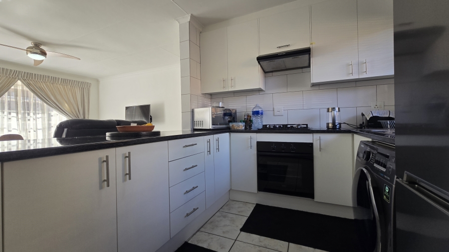 2 Bedroom Property for Sale in Croydon Gauteng