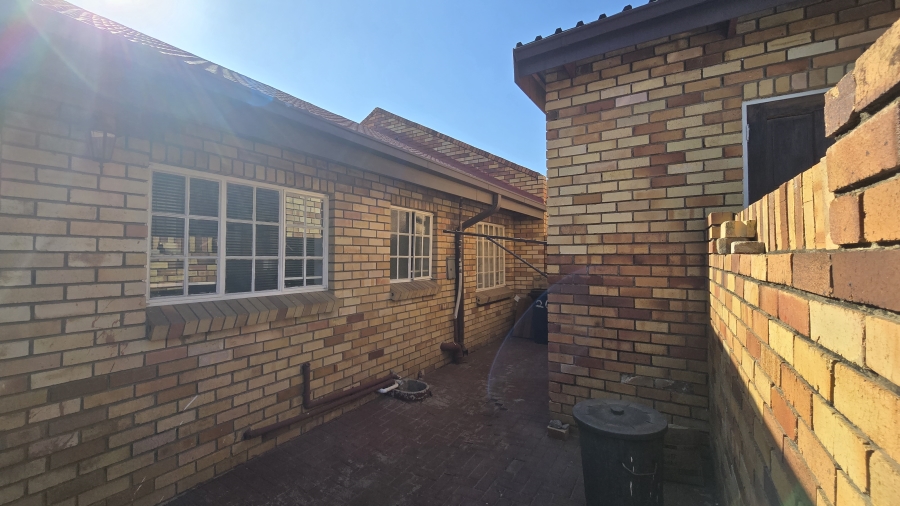 2 Bedroom Property for Sale in Croydon Gauteng