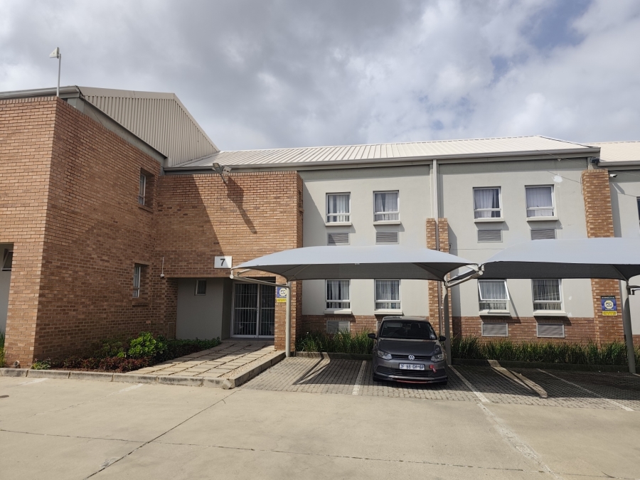 To Let Commercial Property for Rent in Stormill Gauteng