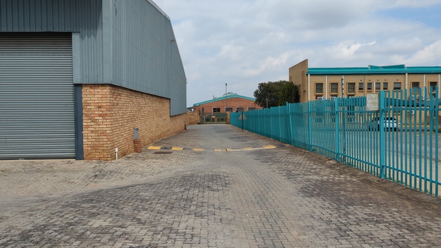 To Let Commercial Property for Rent in Stormill Gauteng