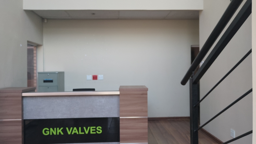 To Let Commercial Property for Rent in North Riding Gauteng
