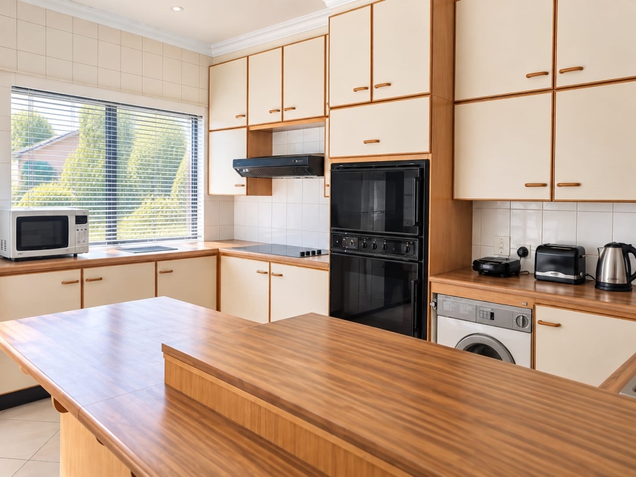 2 Bedroom Property for Sale in Woodmead Gauteng