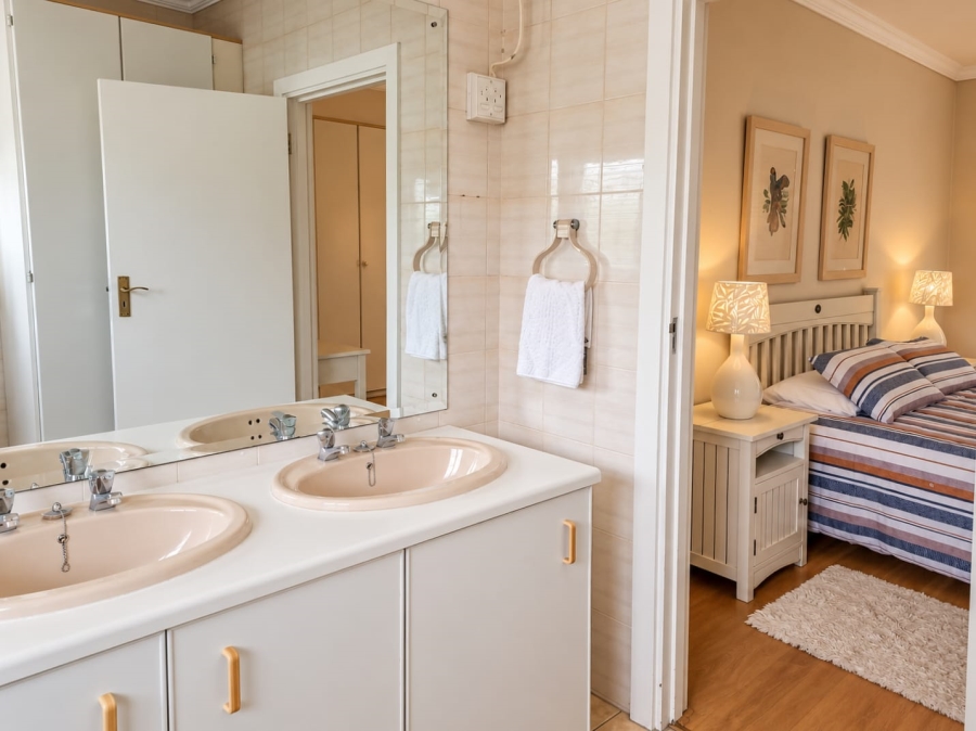 2 Bedroom Property for Sale in Woodmead Gauteng