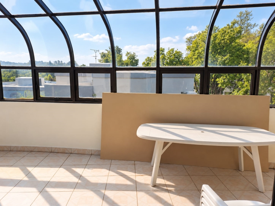 2 Bedroom Property for Sale in Woodmead Gauteng