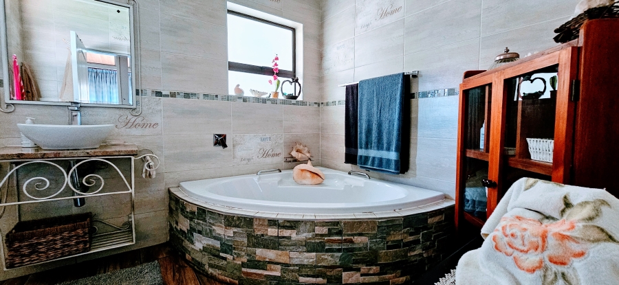 3 Bedroom Property for Sale in Risiville Gauteng