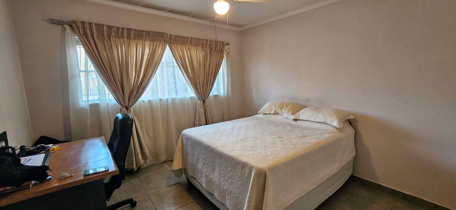 2 Bedroom Property for Sale in Vereeniging Gauteng