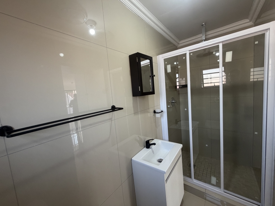 To Let 1 Bedroom Property for Rent in Erasmia Gauteng