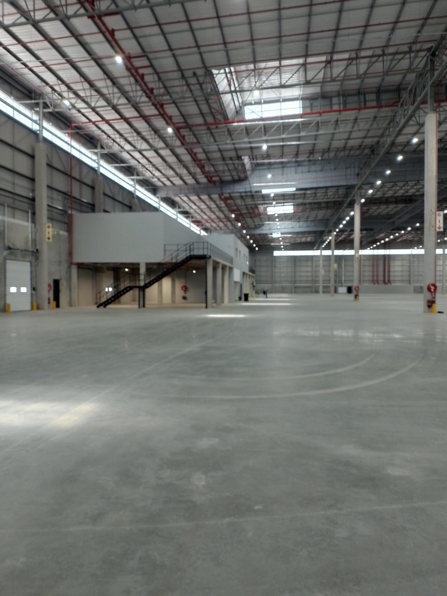 To Let Commercial Property for Rent in Longmeadow Gauteng