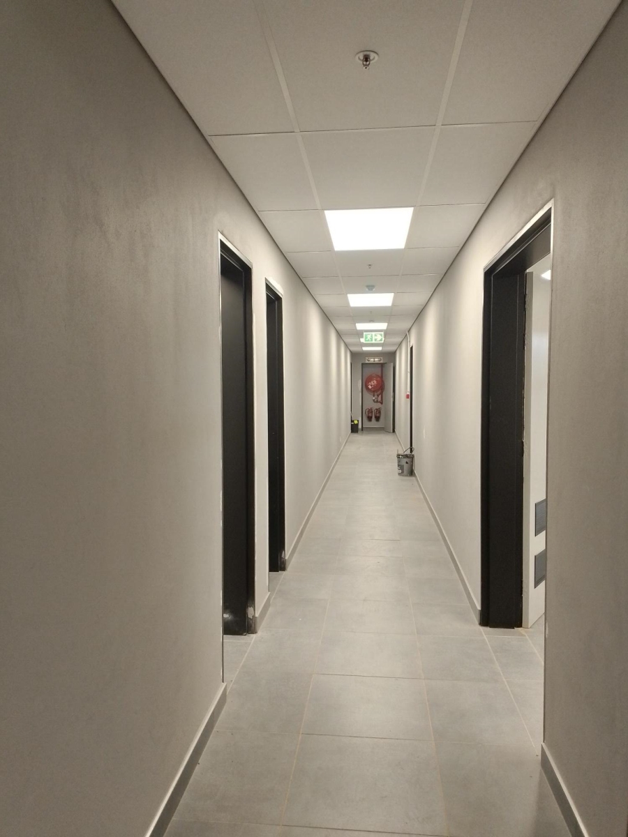To Let Commercial Property for Rent in Longmeadow Gauteng