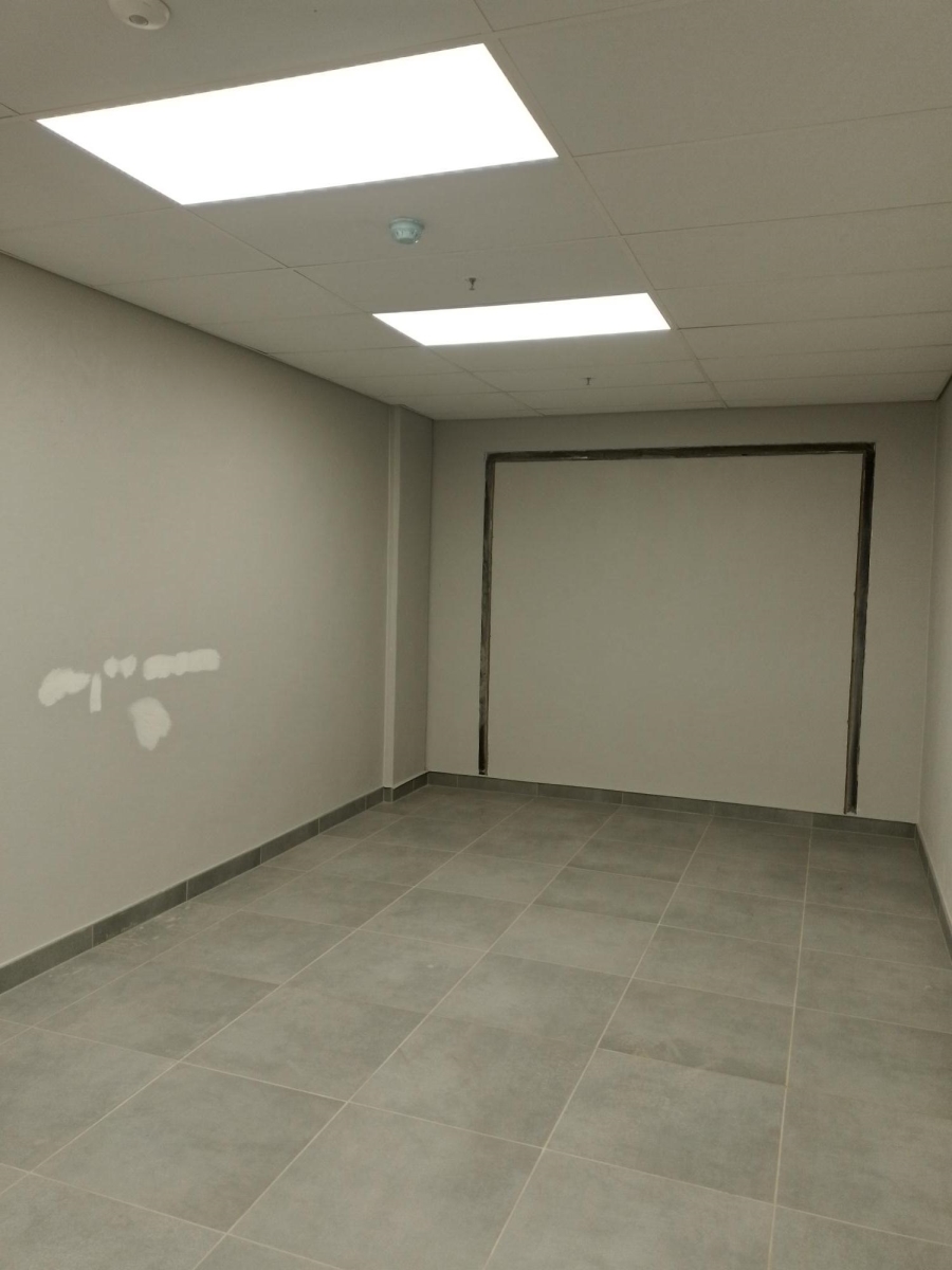To Let Commercial Property for Rent in Longmeadow Gauteng