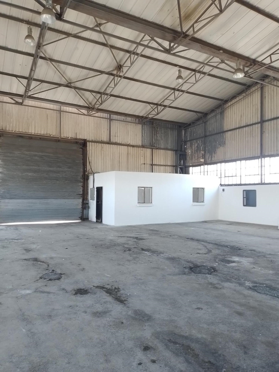 To Let Commercial Property for Rent in Dunswart Gauteng