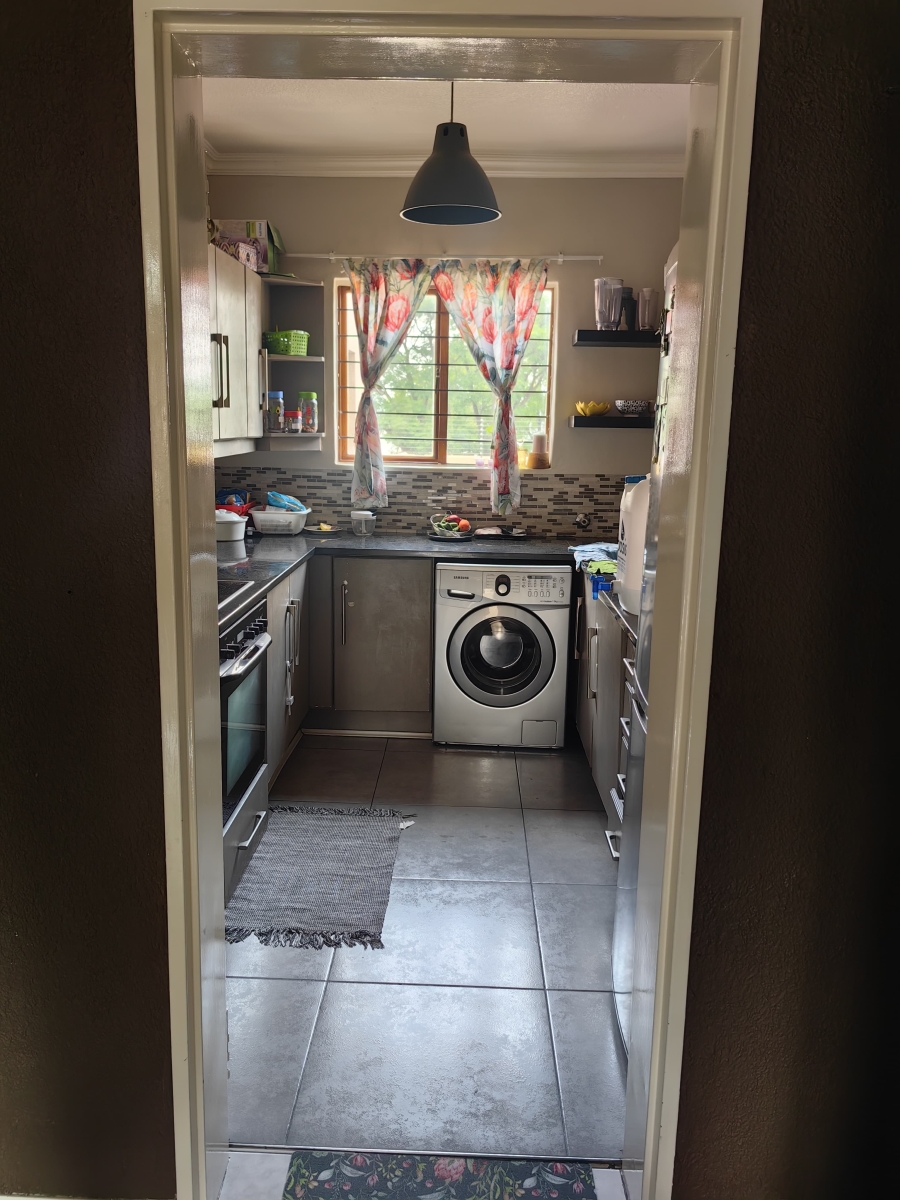 2 Bedroom Property for Sale in Khyber Rock Gauteng