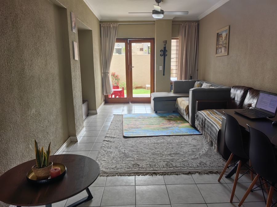 2 Bedroom Property for Sale in Khyber Rock Gauteng