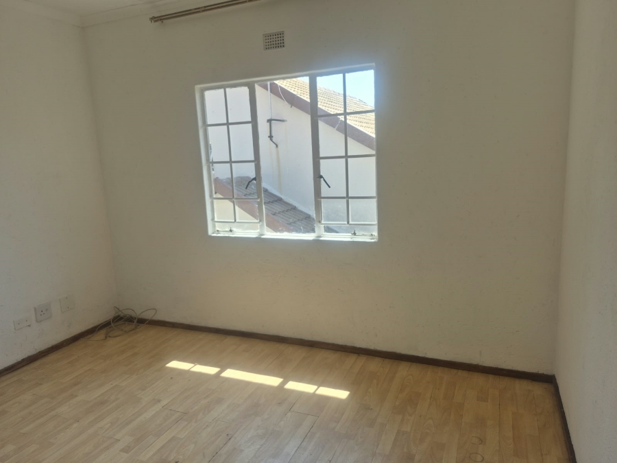 2 Bedroom Property for Sale in Eden Glen Gauteng