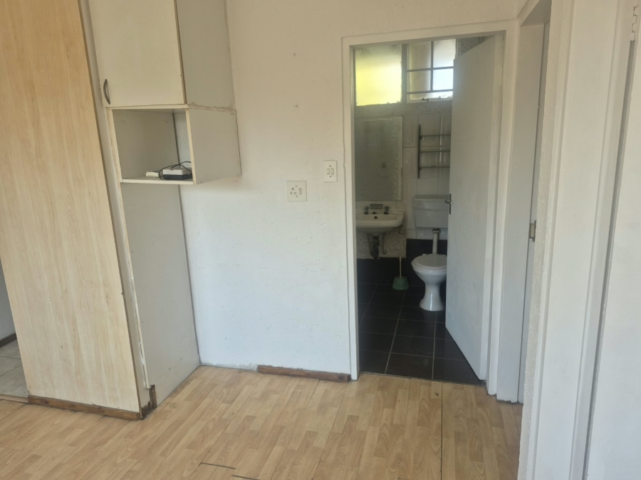 2 Bedroom Property for Sale in Eden Glen Gauteng