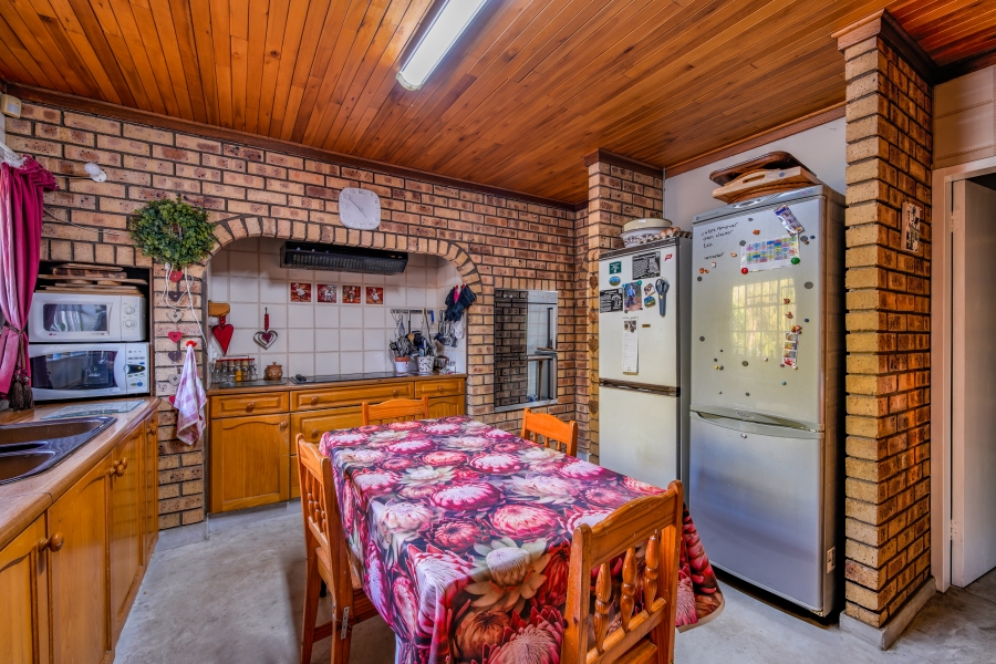5 Bedroom Property for Sale in Moreleta Park Gauteng