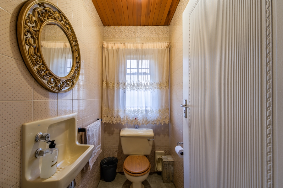 5 Bedroom Property for Sale in Moreleta Park Gauteng