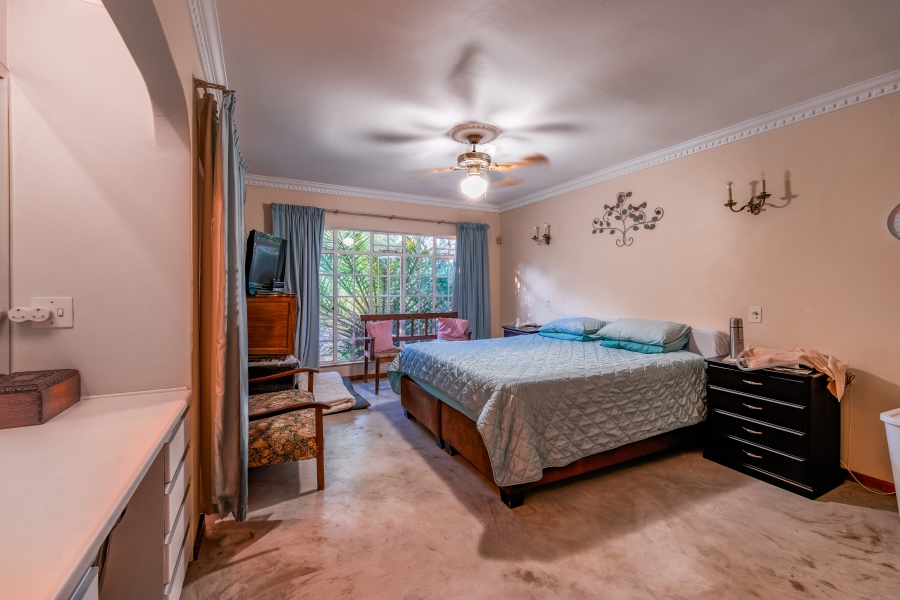 5 Bedroom Property for Sale in Moreleta Park Gauteng